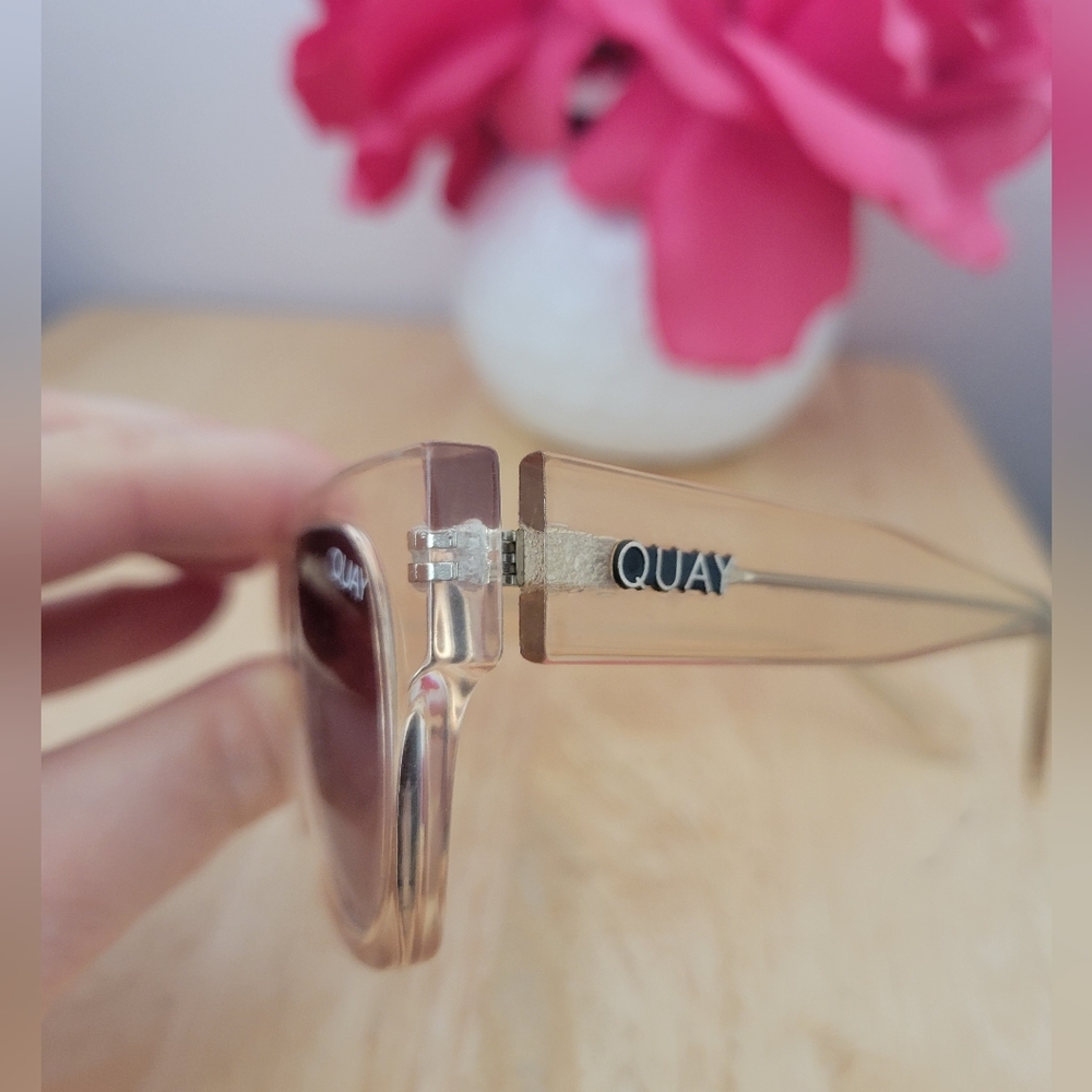 Quay Australia Tan Sunglasses - Picture 3 of 5